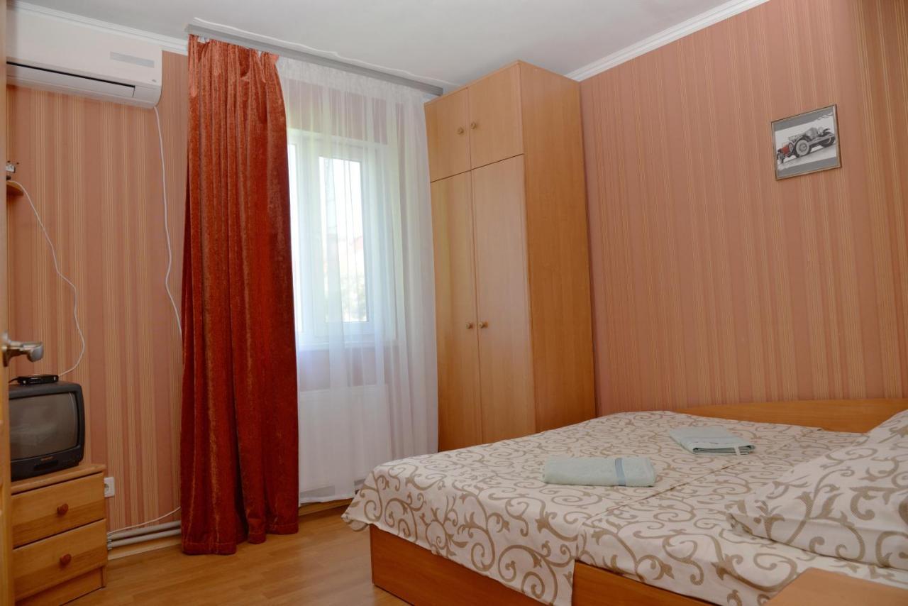 Domik Na Fontane Hotel Odessa Ngoại thất bức ảnh