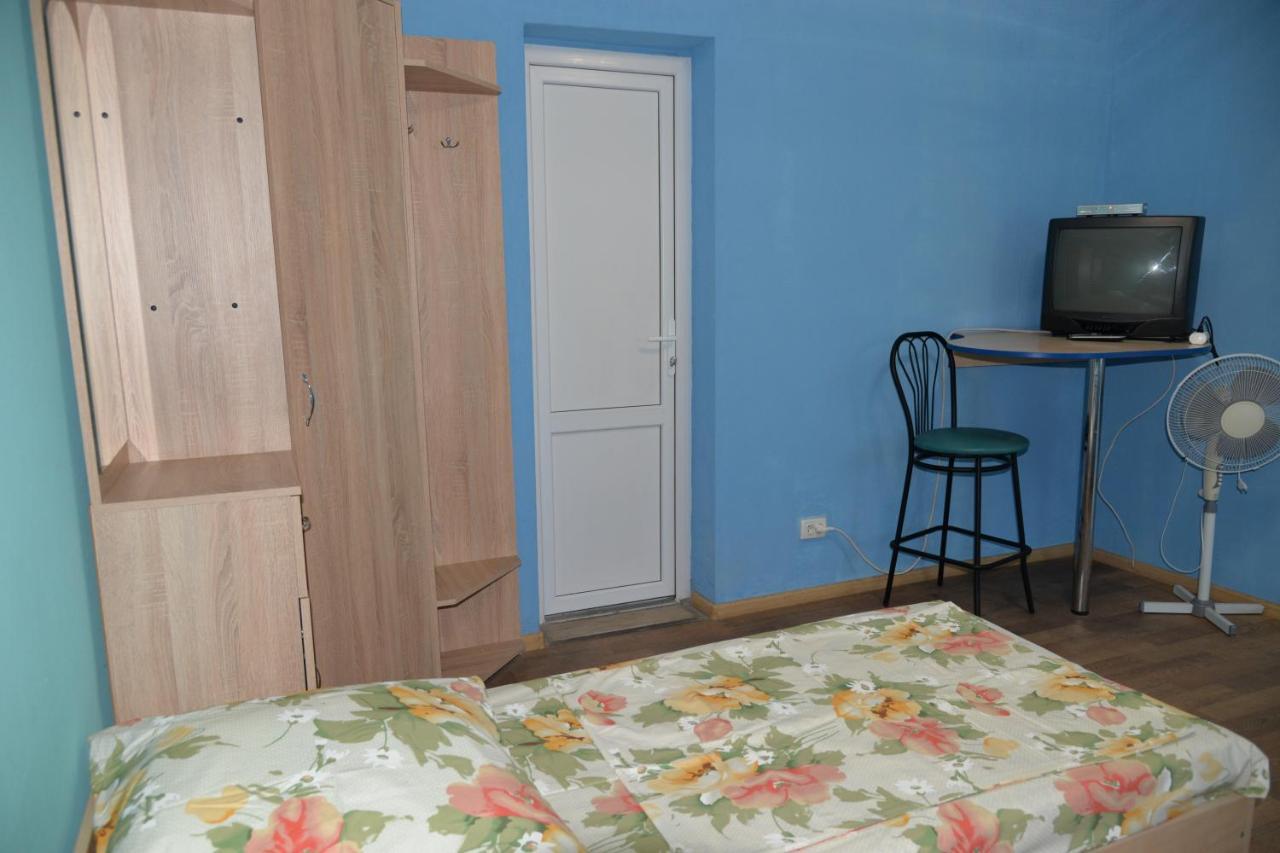 Domik Na Fontane Hotel Odessa Ngoại thất bức ảnh